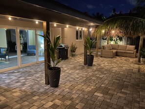Terrace/patio - Water Front Home Heated Pool (Oakland Park)