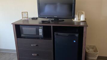 32-inch flat-screen TV with cable channels, TV