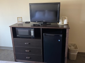 32-Zoll-Flachbildfernseher mit Kabelempfang, Fernseher