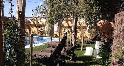 Open house for couples very close to the beach