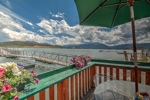 Brand New Condo; Private Balcony, Walk to Dillon Marina, Incredible Views