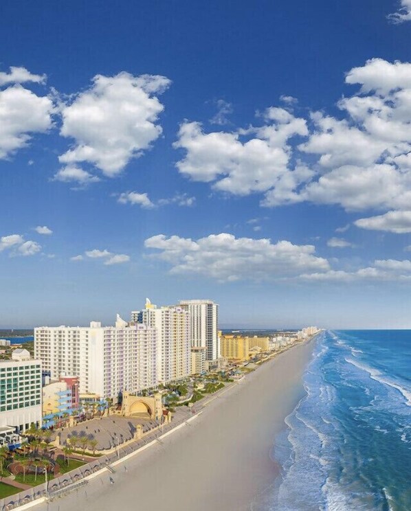 Beach - Riverside Island Bungalow (Daytona Beach)