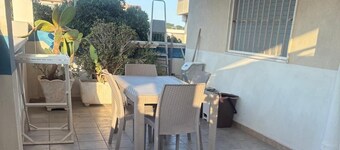 Newly renovated apartment a few steps from the sea