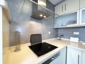 Fridge, microwave, oven, dishwasher - Casa Luz PLUS - Ayamonte Centre ACHLP103 (Ayamonte)