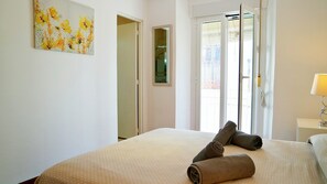 3 dormitorios, tabla de planchar con plancha, wifi gratis y ropa de cama