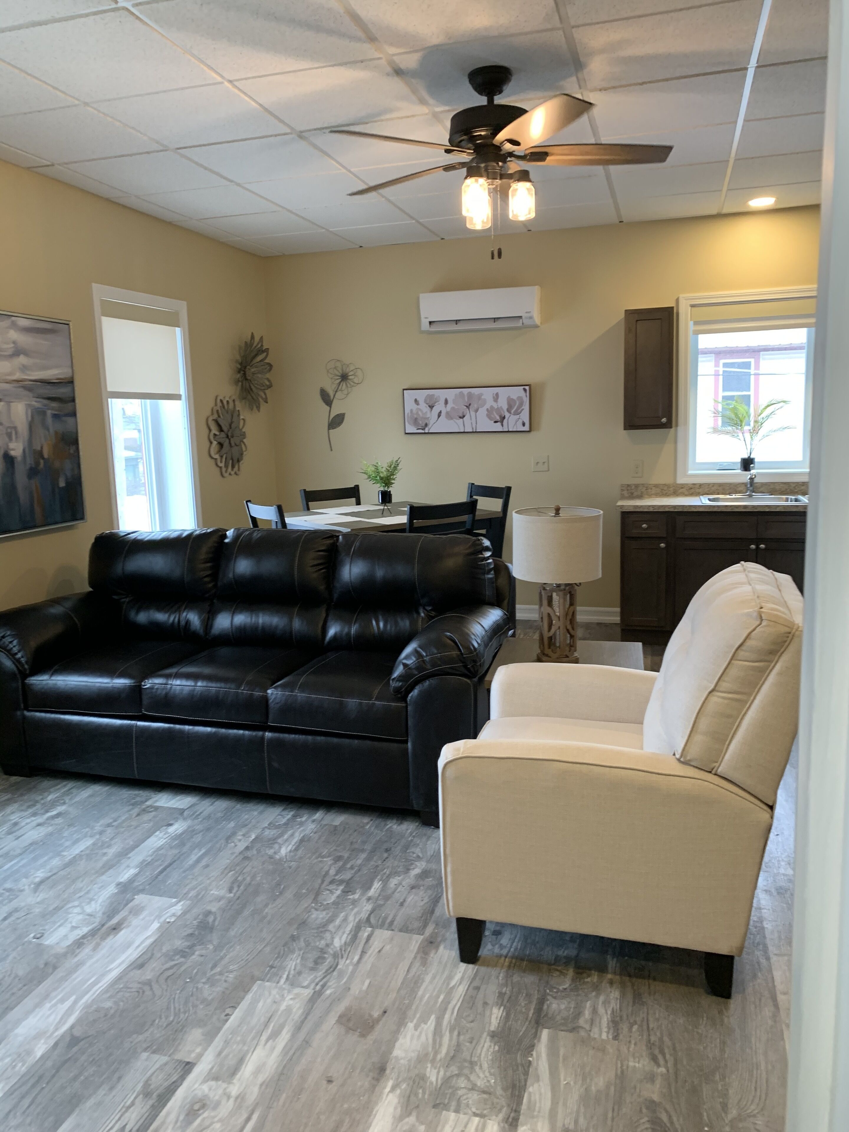 4 beautiful one bedroom units  BEST LOCATION in Sylvan Beach! Sunset & lake view