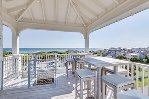 Outdoor dining - Book a Holiday Stay! Gulf Views! Private Pool! Watersound Gated Community! Bikes (Watersound)