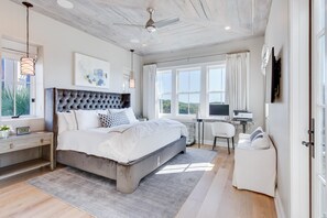 6 bedrooms, iron/ironing board, free WiFi, bed sheets