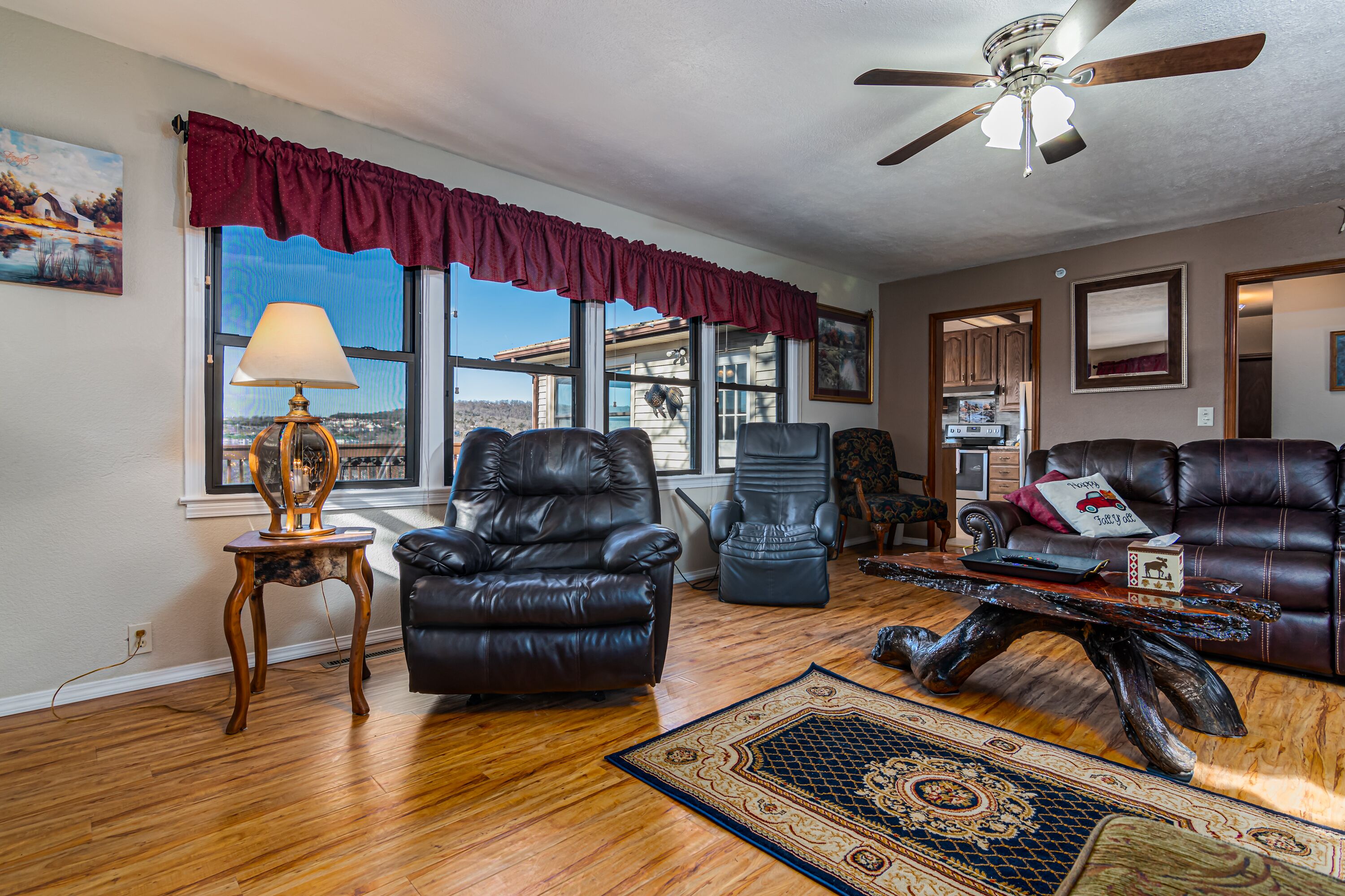 Peace of Heaven overlooking Lake Taney Como and Pointe Royale Golf course