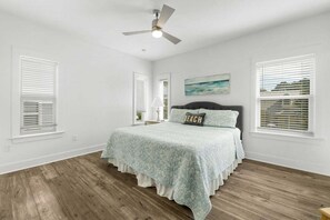 4 habitaciones, tabla de planchar con plancha y wifi gratis 
