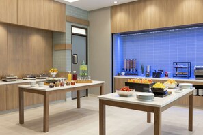 Cooked-to-order breakfast for a fee on weekends