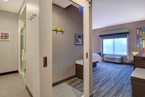 Basic Room, 1 King Bed, Refrigerator & Microwave | Bathroom shower - Hampton Inn & Suites Canal Winchester Columbus (Canal Winchester)