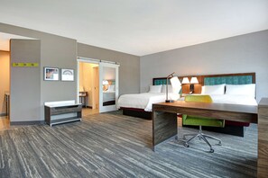 Cortines opaques, planxa i posts de planxar i wifi gratuïta 