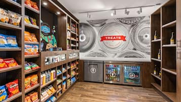 Snack bar
