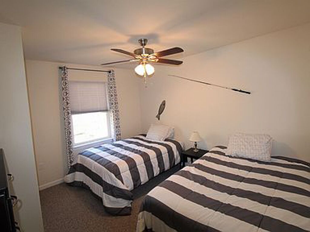 Le Chalet of O's Bright and clean Chalet in The Poconos