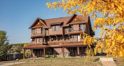 Overlook San Juan River, Walk to Town, Quality 2 BD/2BA