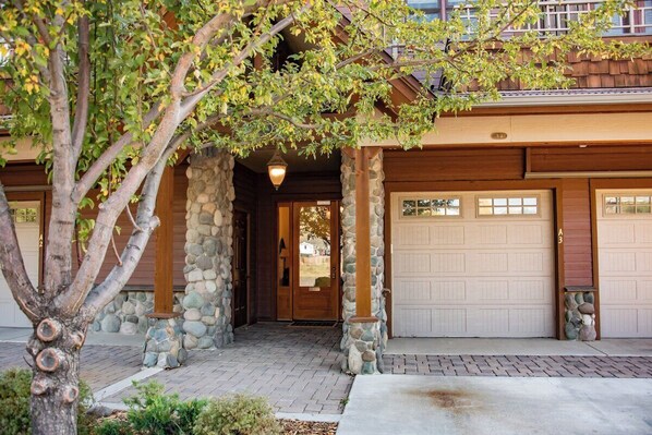 Exterior detail - Overlook San Juan River, Walk to Town, Quality 2 BD/2BA (Pagosa Springs)