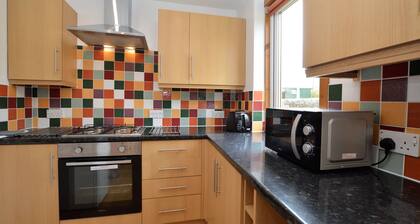 Freeland Cottage, lovely cottage, coastal Dunoon, quiet location,