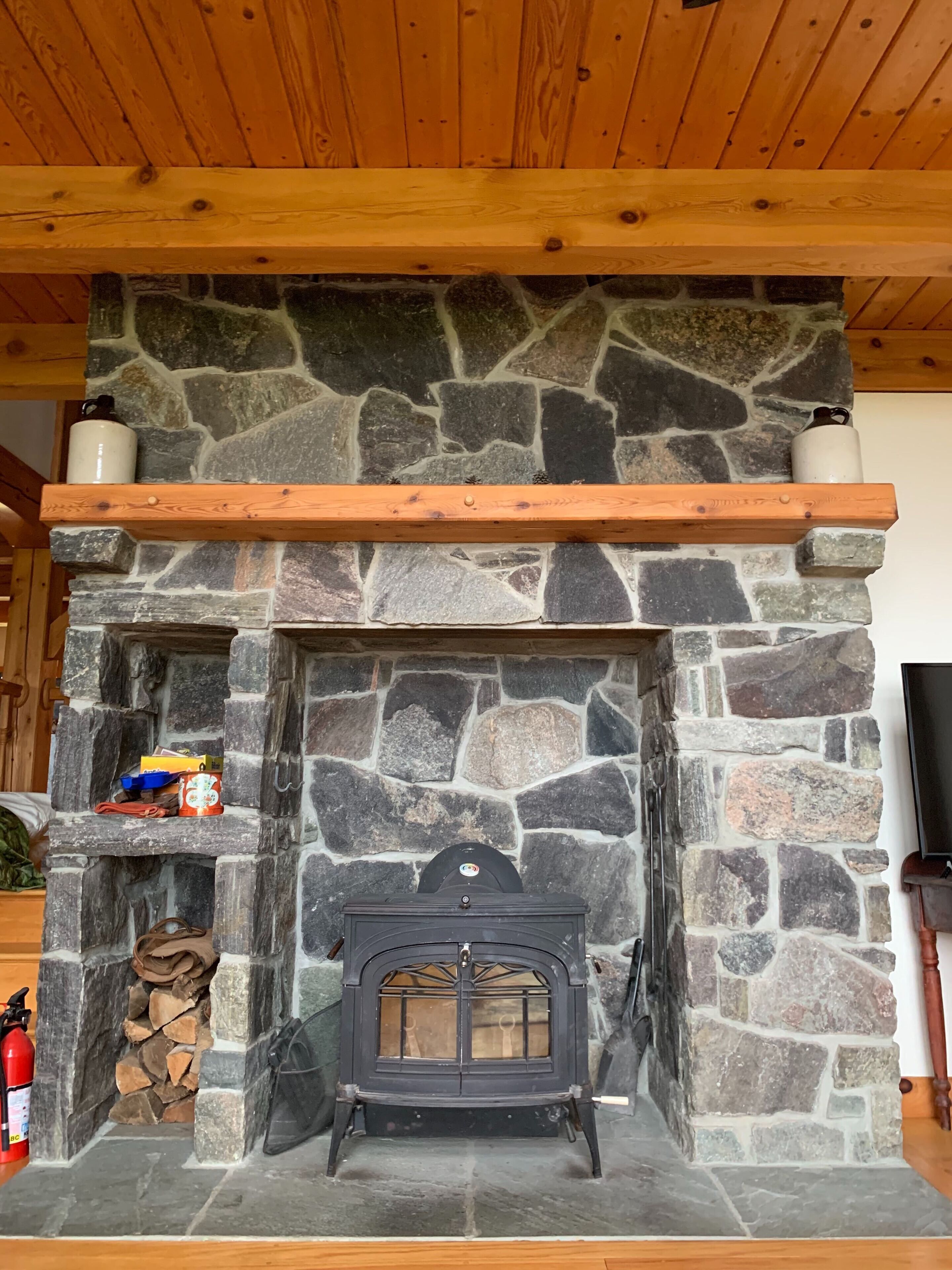 Life Lodge @ Smugglers Notch. Secluded Mountain Home 2 mi from Smugglers Notch