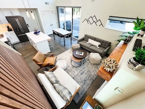 TV, fireplace, offices