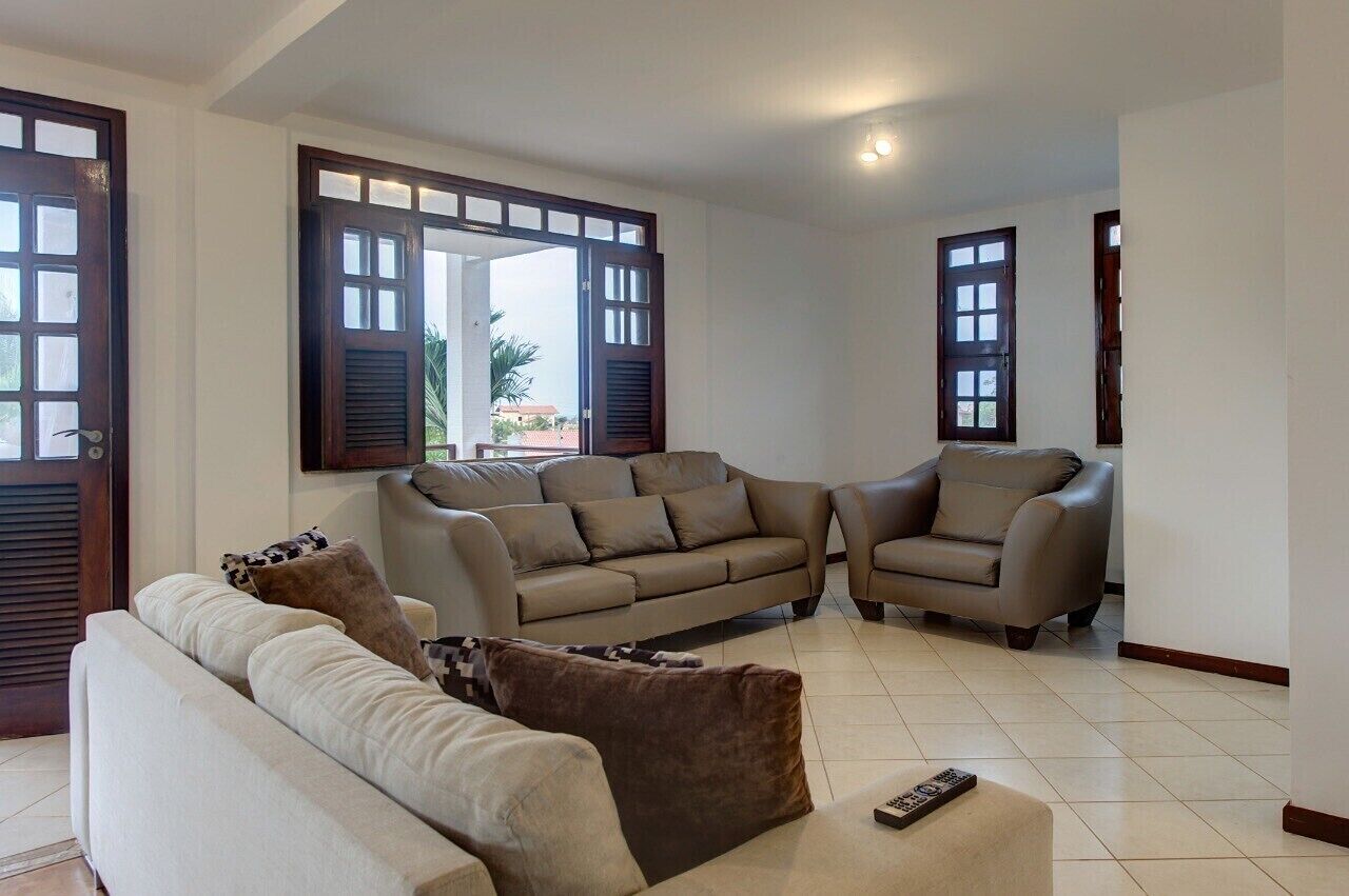 "HOUSING CEARÁ"-Super Luxury - 8 Rooms AIR/TV - Prox BEACH PARK -32 People