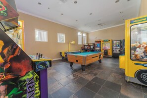 Games room - Home away from home - comfy bedsHome away from home - comfy beds (Kissimmee,)