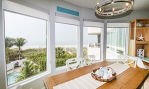Dining room - Island Paradise by AMI Locals (Holmes Beach)