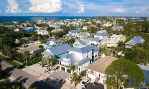 Exterior - Daiquiri Deck by AMI Locals (Anna Maria)