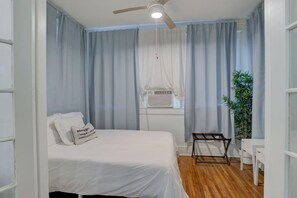 1 Schlafzimmer, Schreibtisch, Bügeleisen/Bügelbrett, WLAN