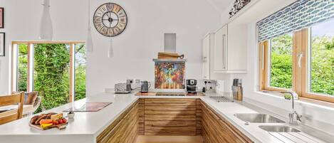 Fridge, microwave, dishwasher