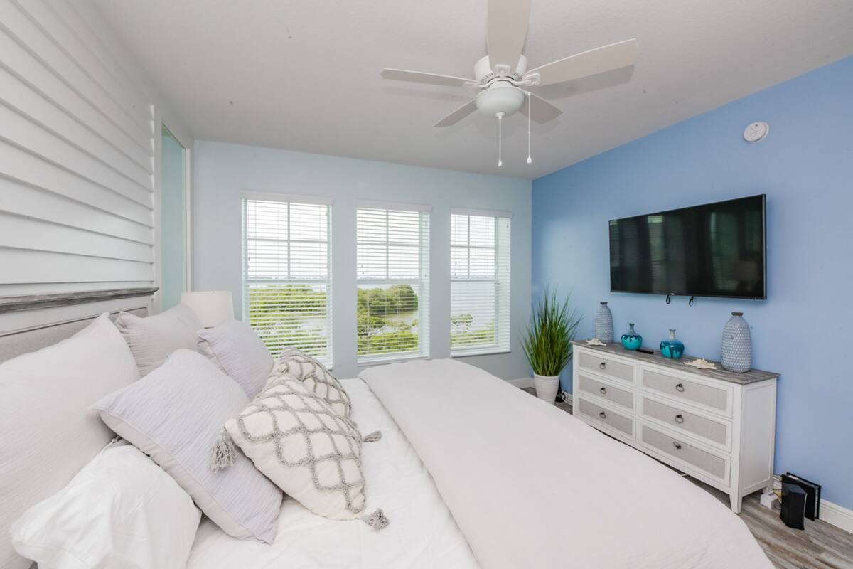 Condo, 3 Bedrooms | Free WiFi, bed sheets