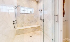 Ferienhaus, Mehrere Betten | Badezimmer | Haartrockner, Handtücher