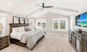 House, Multiple Beds | 8 bedrooms, iron/ironing board, bed sheets