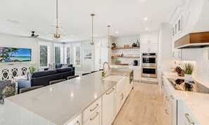 House, Multiple Beds | Private kitchen | Fridge, microwave, stovetop, dishwasher