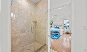 Bathroom - Mojito Splash by AMI Locals (Holmes Beach)