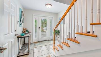 House, 4 Bedrooms | Interior