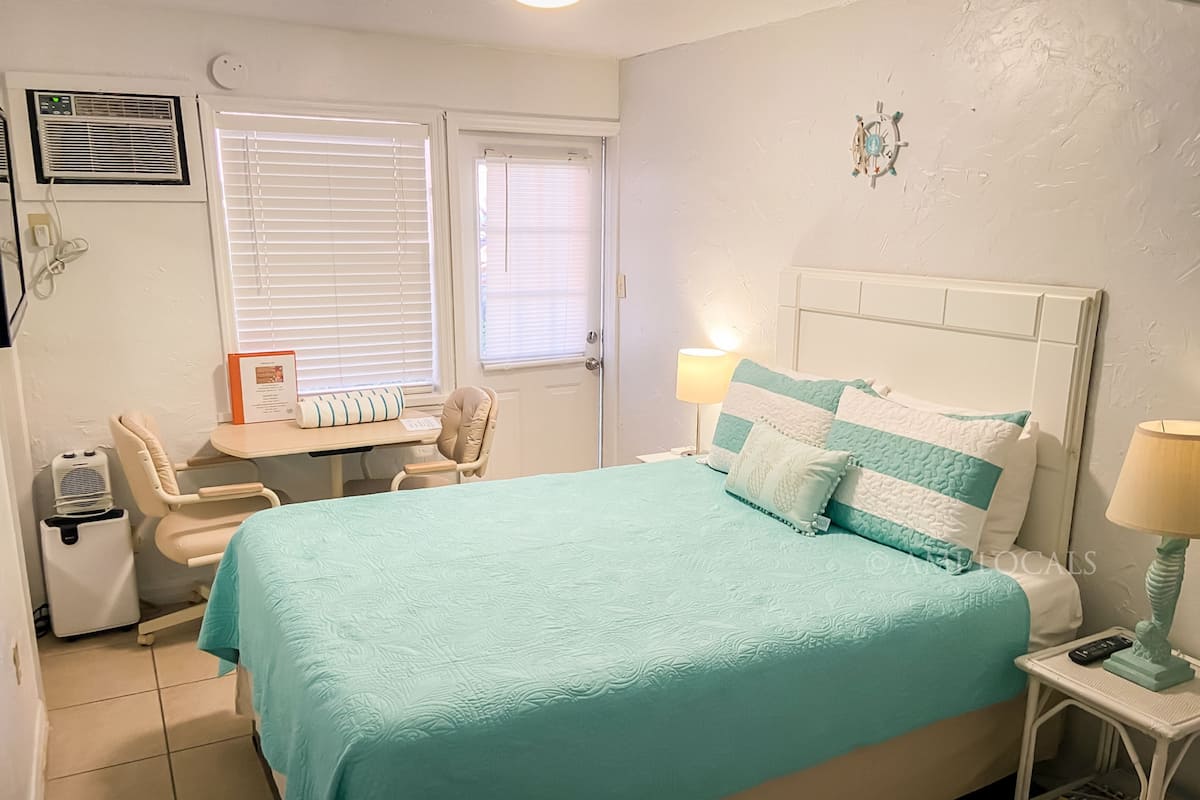Condo, 1 Bedroom