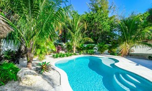 House, 3 Bedrooms | Pool