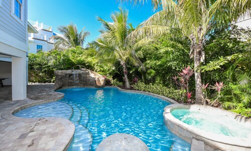 Malibu Beach by AMI Locals