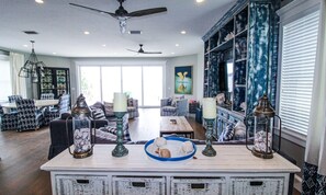 Nhà, 5 phòng ngủ | Bếp riêng | Tủ lạnh, lò vi sóng, bếp nấu, máy rửa bát