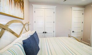 House, 5 Bedrooms - Salt Life by AMI Locals (Bradenton Beach)