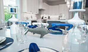 House, 4 Bedrooms | Dining