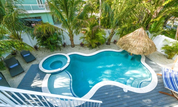 Rumah, 4 kamar tidur | Kolam renang