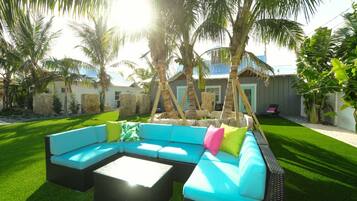 Villa, 2 Bedrooms | Children's area