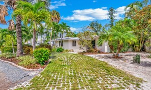 House, 3 Bedrooms | Exterior