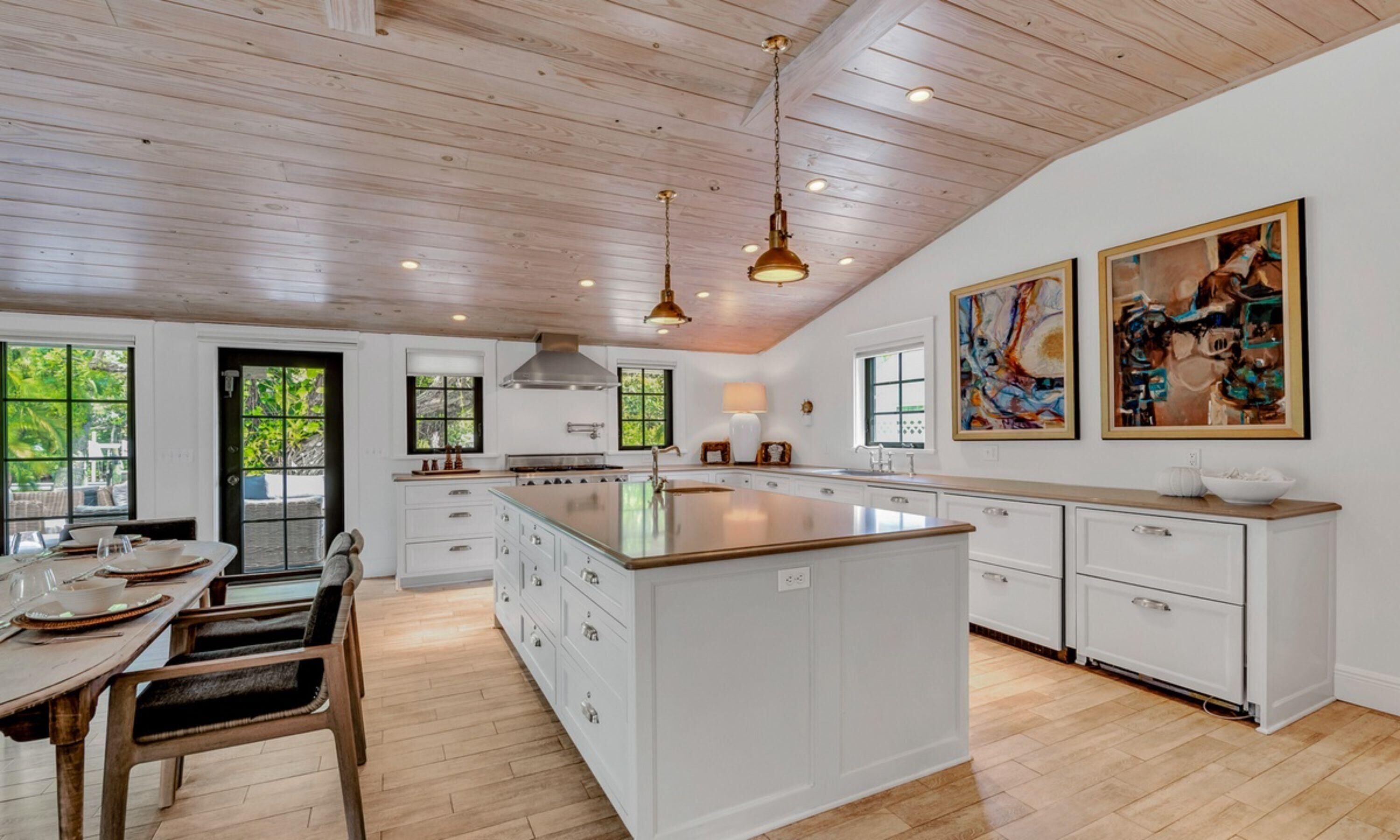 House, 3 Bedrooms | In-room dining