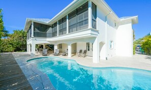 House, 3 Bedrooms | Exterior