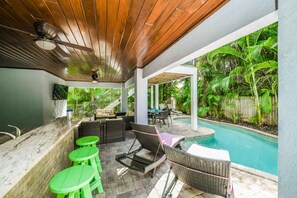 House, 6 Bedrooms | Pool