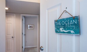 Interior detail - Sandy Pointe by AMI Locals (Holmes Beach)