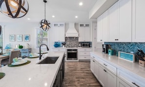 House, 5 Bedrooms | Private kitchen | Fridge, microwave, stovetop, dishwasher - Under the Sea by AMI Locals (Anna Maria)